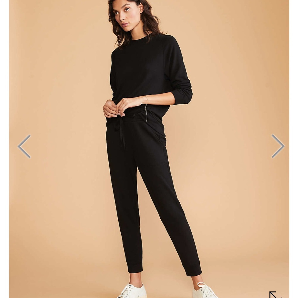 NWT Lou & Grey Sweatpants Black/Large